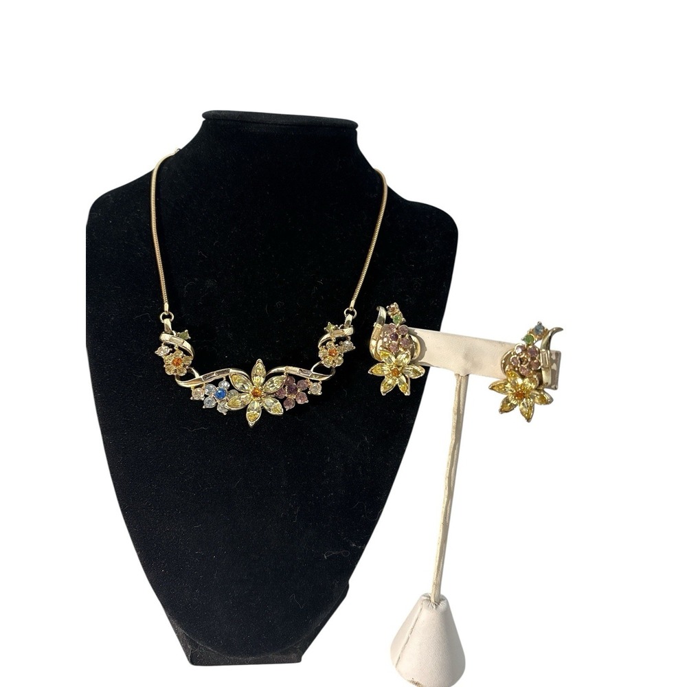 Vintage Signed Coro Adolph Katz Honore Flower Garden Necklace ClipOn Earring Set